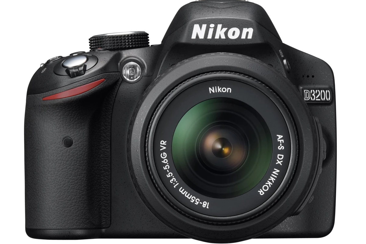 Nikon - ◆Wi-Fi仕様◆極上品◆2416万画素&amp;フルHD動画◆Nikon D3200 ニコン D3200 200mm ダブルズームキット [ブラック] 価格比較